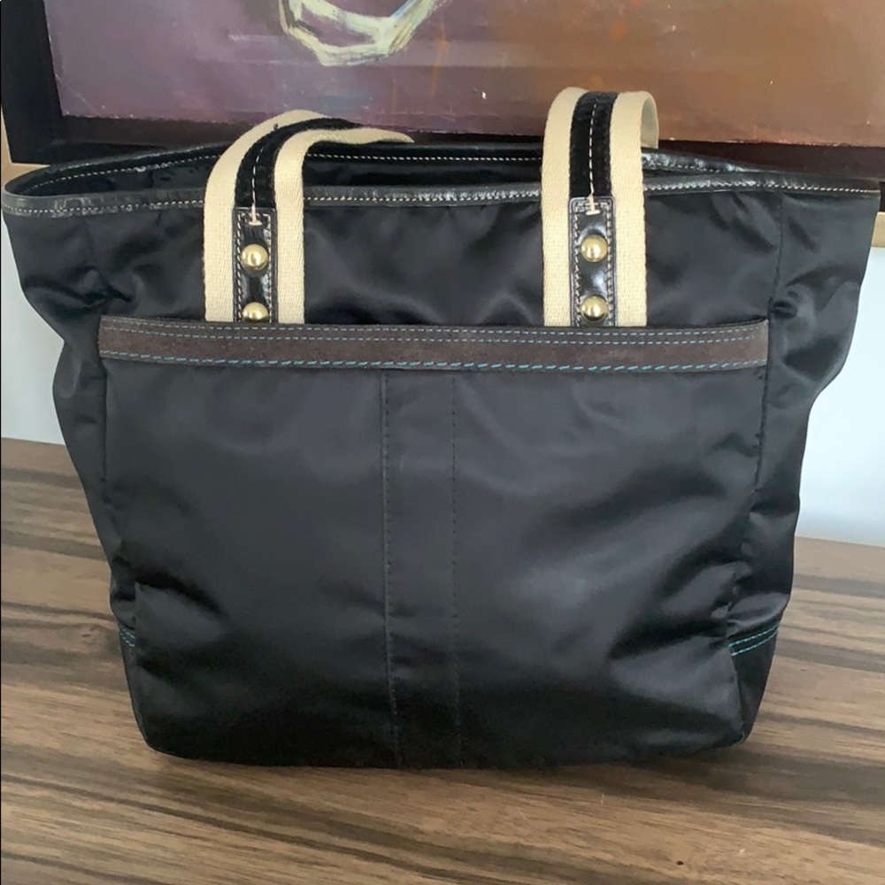 Coach Authentic Hampton Zip Tote - Picture 6 of 13